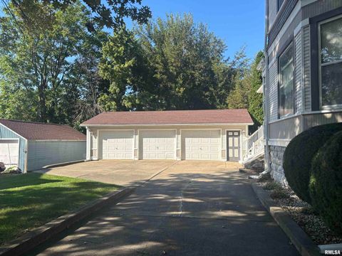 Tiny photo for 402 W PROSPECT Street, Kewanee, IL 61443 (MLS # QC4267622)