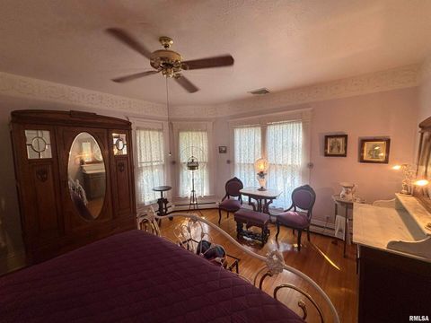 Tiny photo for 402 W PROSPECT Street, Kewanee, IL 61443 (MLS # QC4267622)