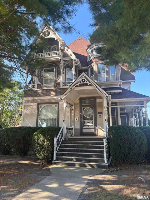 Tiny photo for 402 W PROSPECT Street, Kewanee, IL 61443 (MLS # QC4267622)