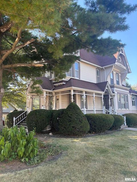 Tiny photo for 402 W PROSPECT Street, Kewanee, IL 61443 (MLS # QC4267622)