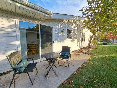 Tiny photo for 1069 Mohegan Lane, Schaumburg, IL 60193 (MLS # 12510356)