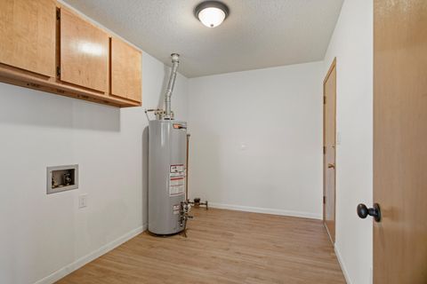 Tiny photo for 1306 E Mumford Drive, Urbana, IL 61801 (MLS # 12587547)