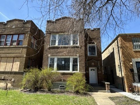 7816 S Jeffery Boulevard Chicago IL 60649