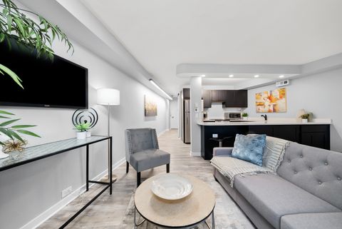 Tiny photo for 300 N State Street #5225, Chicago, IL 60654 (MLS # 12527988)