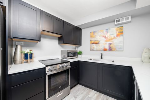 Tiny photo for 300 N State Street #5225, Chicago, IL 60654 (MLS # 12527988)