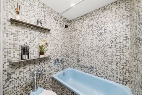 Tiny photo for 300 N State Street #5225, Chicago, IL 60654 (MLS # 12527988)