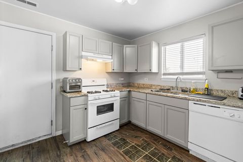 Tiny photo for 1851 TOWHEE Court, Joliet, IL 60435 (MLS # 12539636)