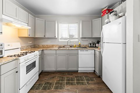 Tiny photo for 1851 TOWHEE Court, Joliet, IL 60435 (MLS # 12539636)