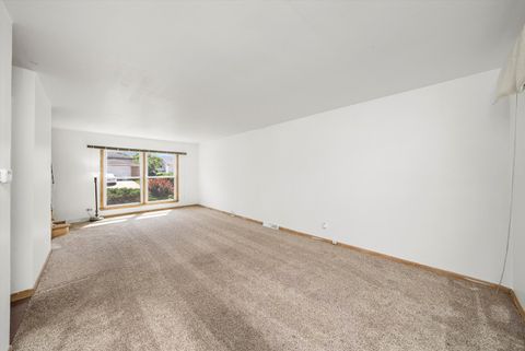 Tiny photo for 17714 Dogwood Lane, Hazel Crest, IL 60429 (MLS # 12397067)