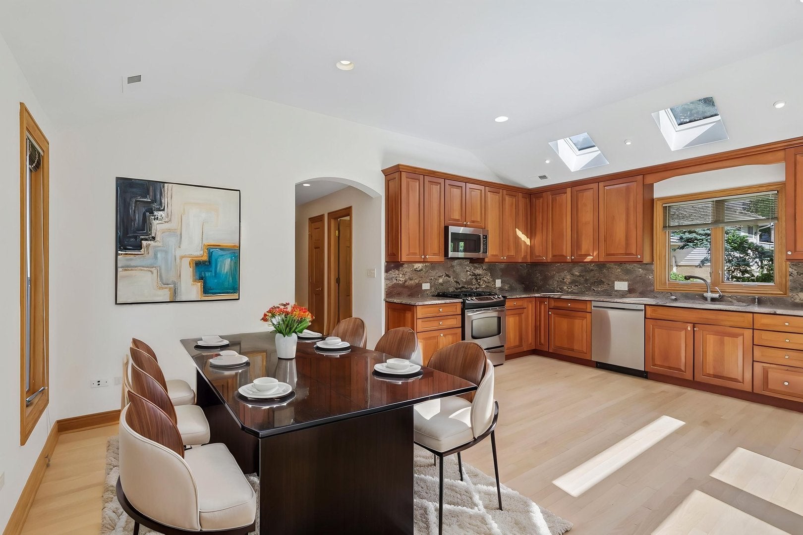 1607 Short Terrace