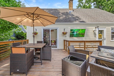 Tiny photo for 817 S Spring Road, Elmhurst, IL 60126 (MLS # 12689135)