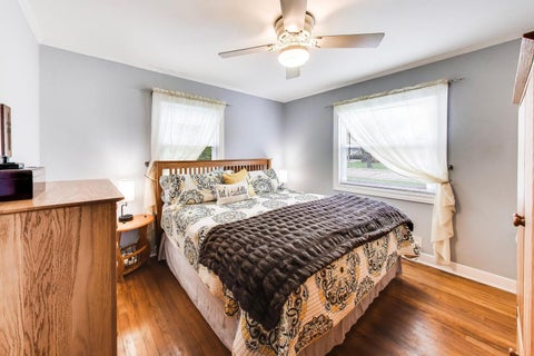 Tiny photo for 817 S Spring Road, Elmhurst, IL 60126 (MLS # 12689135)