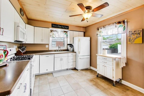 Tiny photo for 817 S Spring Road, Elmhurst, IL 60126 (MLS # 12689135)