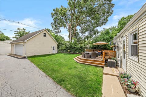 Tiny photo for 817 S Spring Road, Elmhurst, IL 60126 (MLS # 12689135)