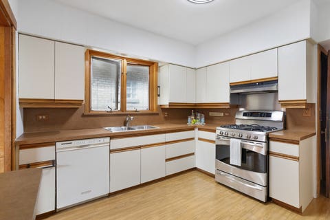 Tiny photo for 6705 N Olympia Avenue, Chicago, IL 60631 (MLS # 12684147)
