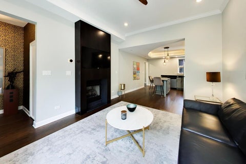 Tiny photo for 6224 N Wayne Avenue #3, Chicago, IL 60660 (MLS # 12743015)
