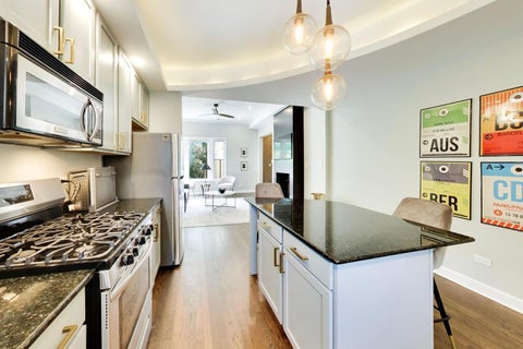 Tiny photo for 6224 N Wayne Avenue #3, Chicago, IL 60660 (MLS # 12743015)