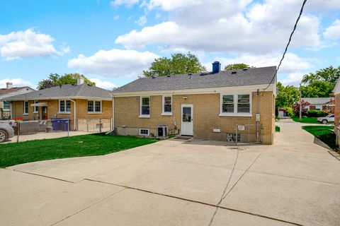 Tiny photo for 1228 N Hillside Avenue, Berkeley, IL 60163 (MLS # 12422416)