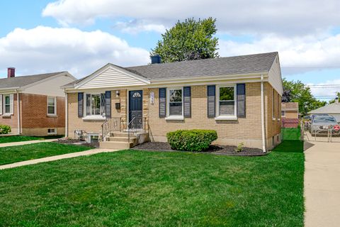 Tiny photo for 1228 N Hillside Avenue, Berkeley, IL 60163 (MLS # 12422416)