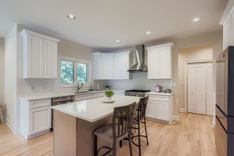 Tiny photo for 6441 Blackhawk Trail, Indian Head Park, IL 60525 (MLS # 12473847)