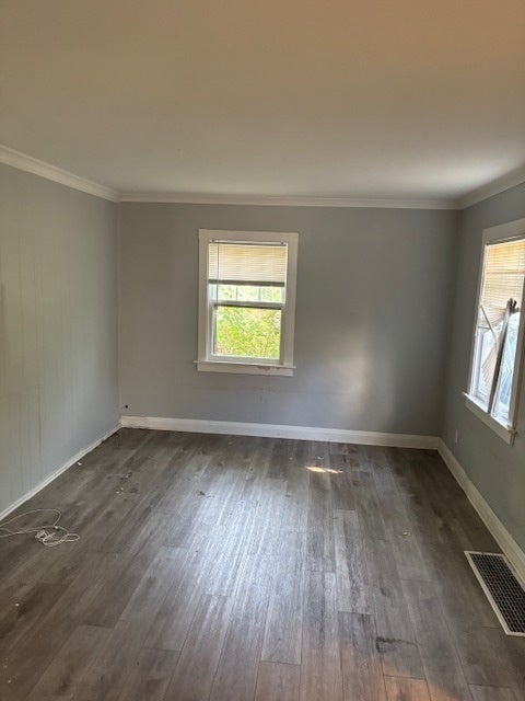 Tiny photo for 197 N Bonnie Brae Avenue, Elmhurst, IL 60126 (MLS # 12796163)
