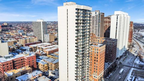 Tiny photo for 3150 N Sheridan Road #14A, Chicago, IL 60657 (MLS # 12587636)