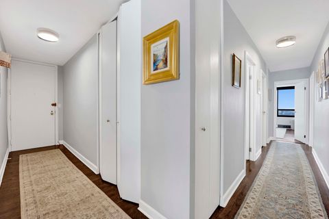 Tiny photo for 3150 N Sheridan Road #14A, Chicago, IL 60657 (MLS # 12587636)