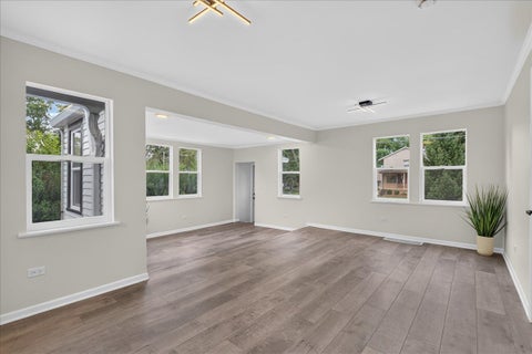 Tiny photo for 211 N Graylynn Drive, Mount Prospect, IL 60056 (MLS # 12776300)