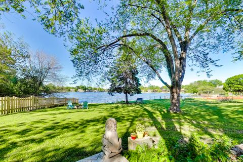 Tiny photo for 2004 Sprucewood Lane, Lindenhurst, IL 60046 (MLS # 12649564)