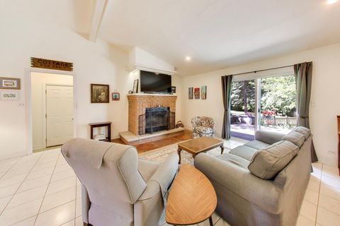Tiny photo for 2004 Sprucewood Lane, Lindenhurst, IL 60046 (MLS # 12649564)