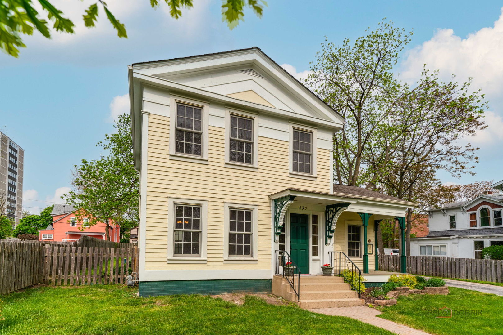 430 N Sheridan Road