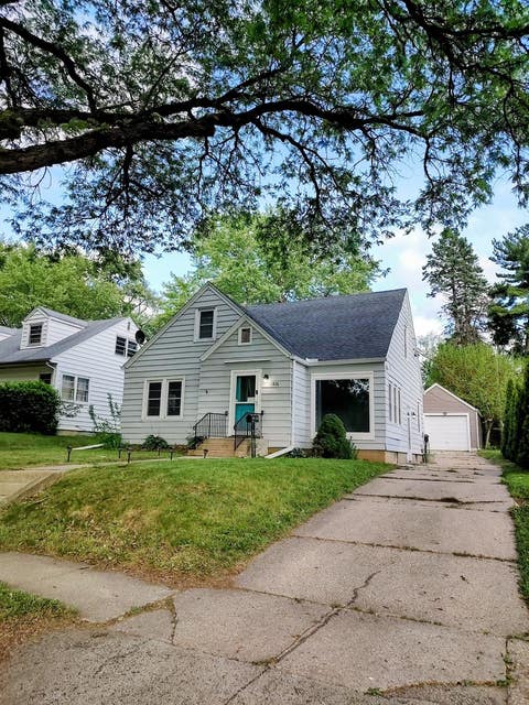 Photo of 1826 Ohio Parkway, Rockford, IL 61108 (MLS # 12685753)