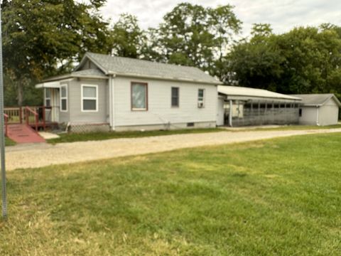 Tiny photo for 1536 4th Street, Lasalle, IL 61301 (MLS # 12477782)