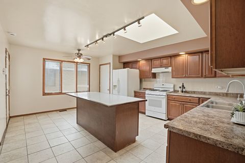 Tiny photo for 15641 Cottage Grove Avenue, Dolton, IL 60419 (MLS # 12550880)