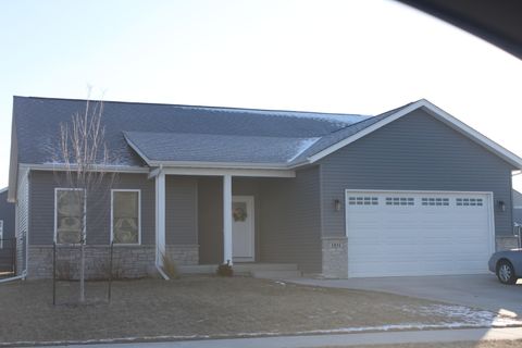 Photo of 1831 S 5th Street, Eldridge, IA 52748 (MLS # 12554654)