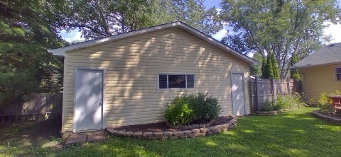 Tiny photo for 3884 Woodlawn Avenue, Gurnee, IL 60031 (MLS # 12743147)