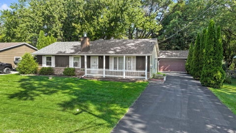 Photo of 3884 Woodlawn Avenue, Gurnee, IL 60031 (MLS # 12743147)