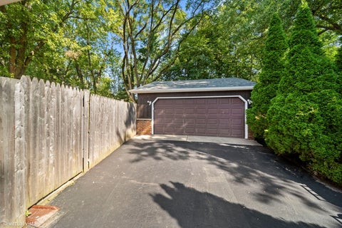Tiny photo for 3884 Woodlawn Avenue, Gurnee, IL 60031 (MLS # 12743147)