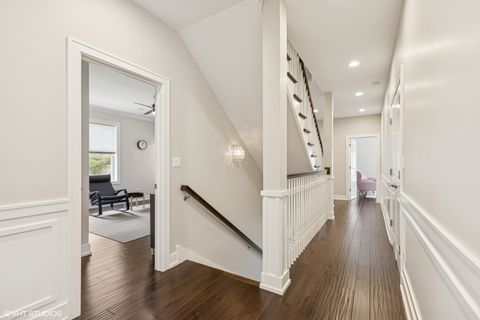 Tiny photo for 2131 Parkview Court, Wilmette, IL 60091 (MLS # 12502418)
