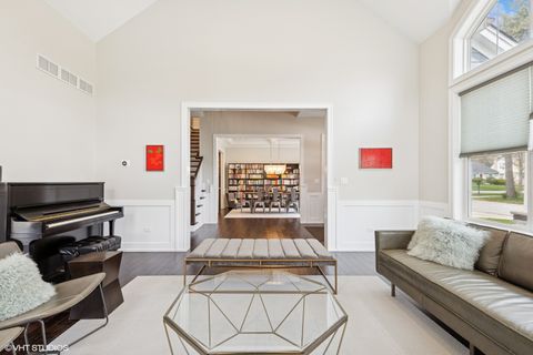 Tiny photo for 2131 Parkview Court, Wilmette, IL 60091 (MLS # 12502418)