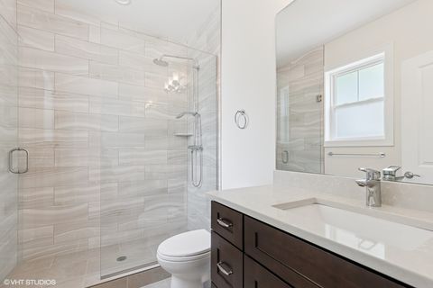 Tiny photo for 2131 Parkview Court, Wilmette, IL 60091 (MLS # 12502418)