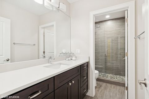 Tiny photo for 2131 Parkview Court, Wilmette, IL 60091 (MLS # 12502418)