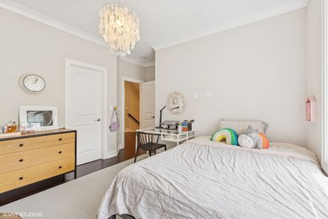 Tiny photo for 2131 Parkview Court, Wilmette, IL 60091 (MLS # 12502418)