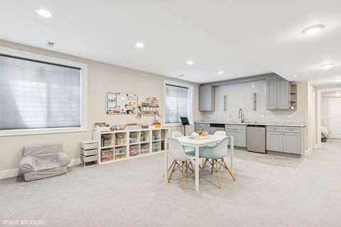 Tiny photo for 2131 Parkview Court, Wilmette, IL 60091 (MLS # 12502418)