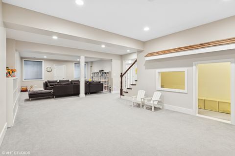 Tiny photo for 2131 Parkview Court, Wilmette, IL 60091 (MLS # 12502418)