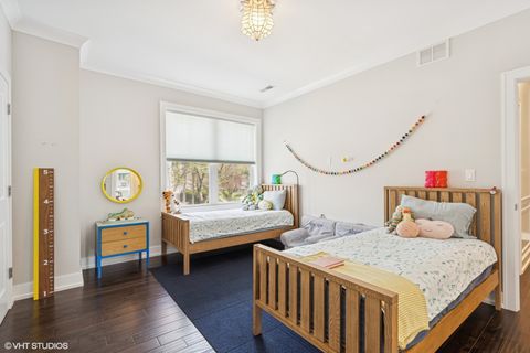 Tiny photo for 2131 Parkview Court, Wilmette, IL 60091 (MLS # 12502418)