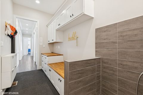 Tiny photo for 2131 Parkview Court, Wilmette, IL 60091 (MLS # 12502418)