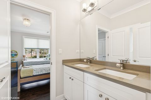 Tiny photo for 2131 Parkview Court, Wilmette, IL 60091 (MLS # 12502418)