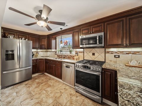 Tiny photo for 760 Thunderbird Trail, Carol Stream, IL 60188 (MLS # 12621078)