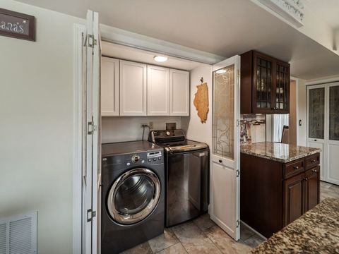 Tiny photo for 760 Thunderbird Trail, Carol Stream, IL 60188 (MLS # 12621078)